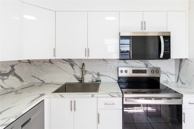 Photo - 9460 Fontainebleau Blvd Unit 134
