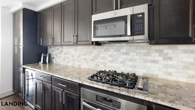 Photo - 777 Preston St Unidad 37D