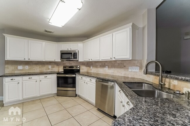 Photo - 12035 Thornecrest Dr