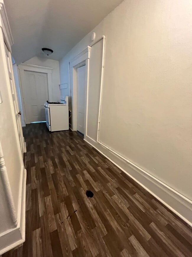 Photo - 121 W 13th St Unit Apt 2