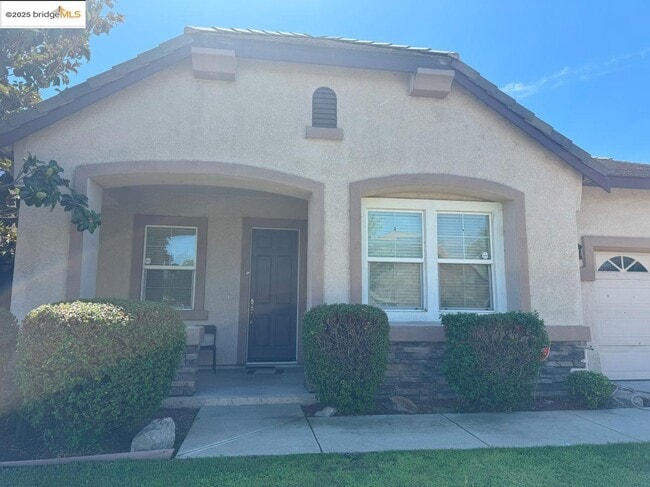 Photo - 2638 Breaker Way