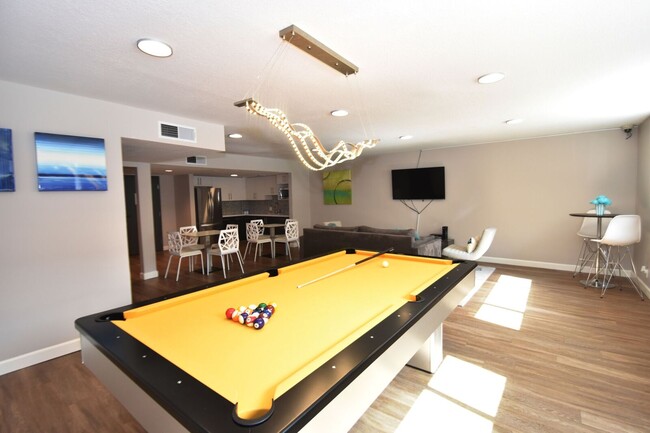 Photo - Lassen Village