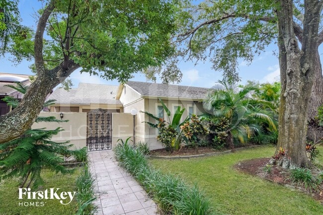 Photo - 8006 La Serena Dr