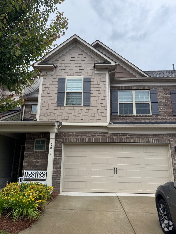 Building Photo - 2019 Auburn Leaf Ct Rental