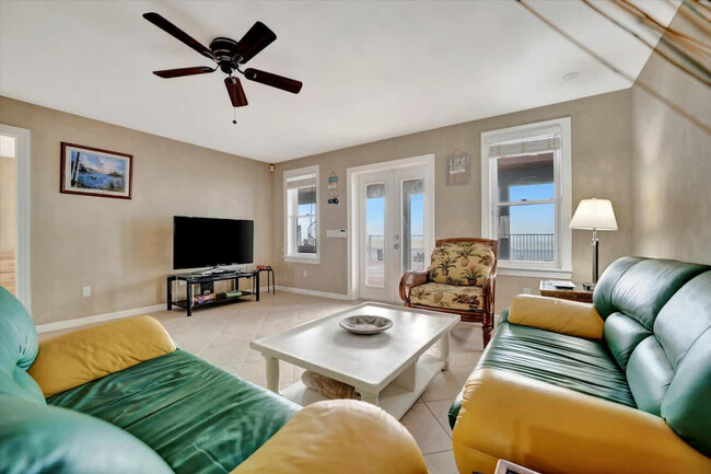 Building Photo - 72 Gulf Blvd Rental