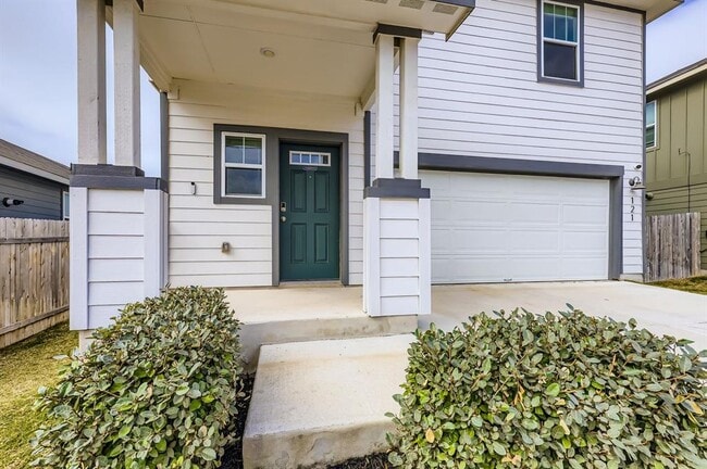 Photo - 121 Morning Dawn Ln