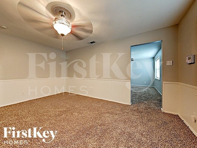 Photo - 4639 Nettleton Dr