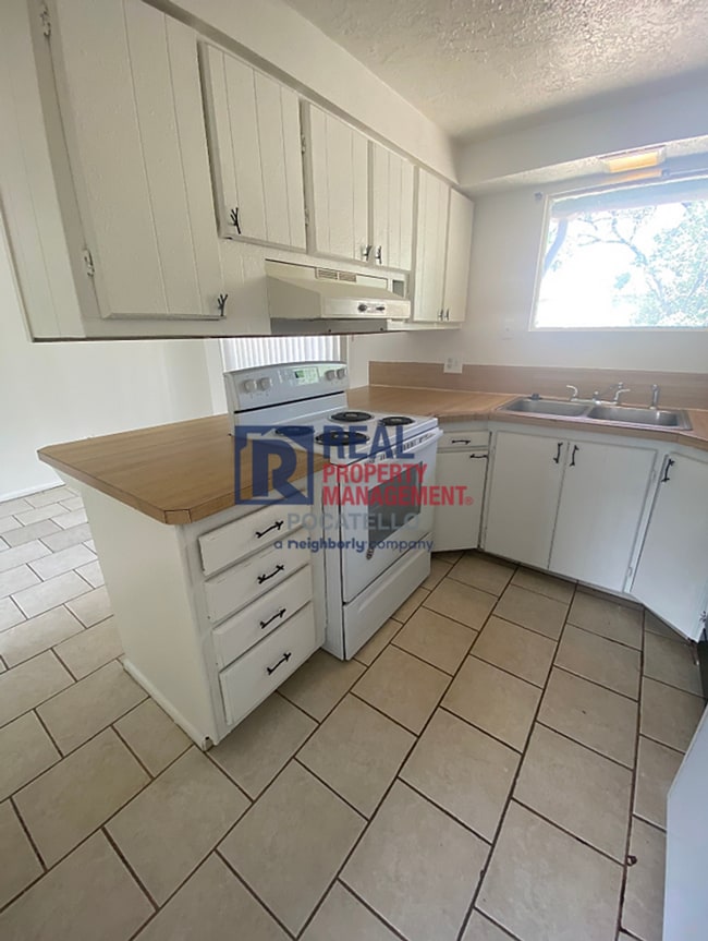 Photo - 2 Bed 2 Bath Duplex