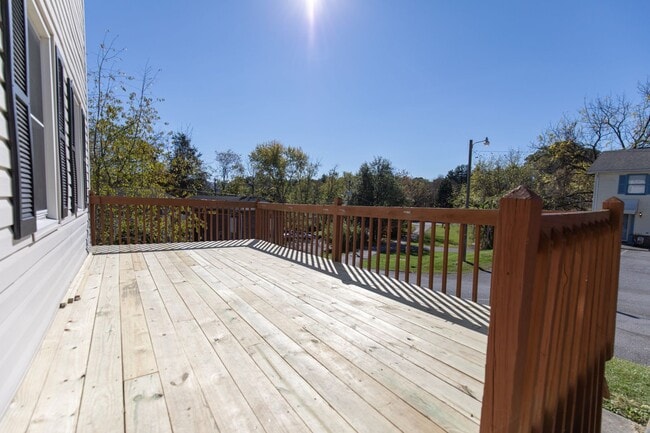 Photo - Spacious 3 bed 5 bath condo located in the... Unit 1