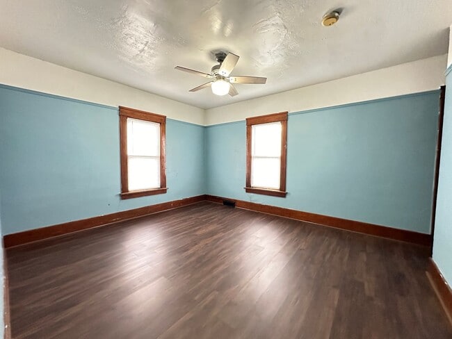 Photo - 841 S 18th St Unidad = 841 S 18th Street #2