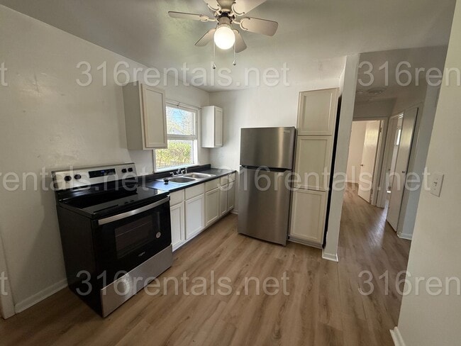 Photo - $950 - **COMING SOON** 2 bedroom / 1 bathroom - Haysville Single Family Home