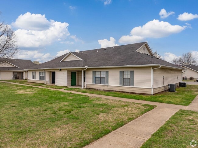 Building Photo - Caraway Commons Rental