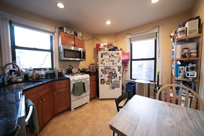 Photo - 826 Huntington Ave Unit 3