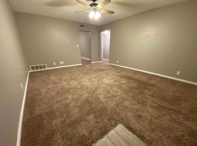 Photo - 2748 Apple St Unit 2748