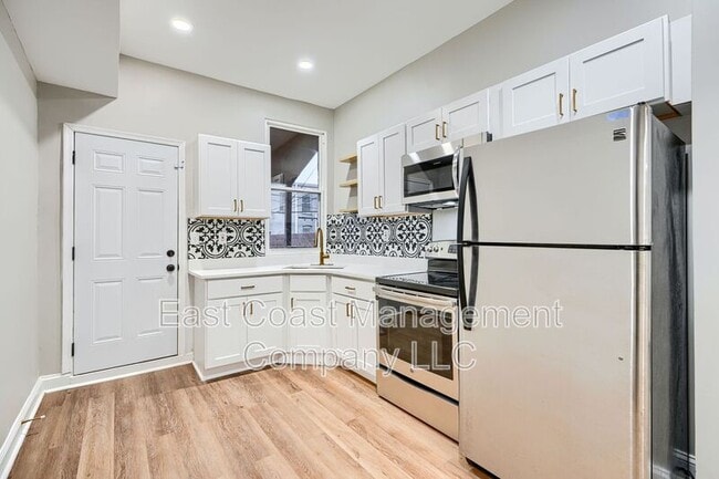 Photo - 319 S Mount St