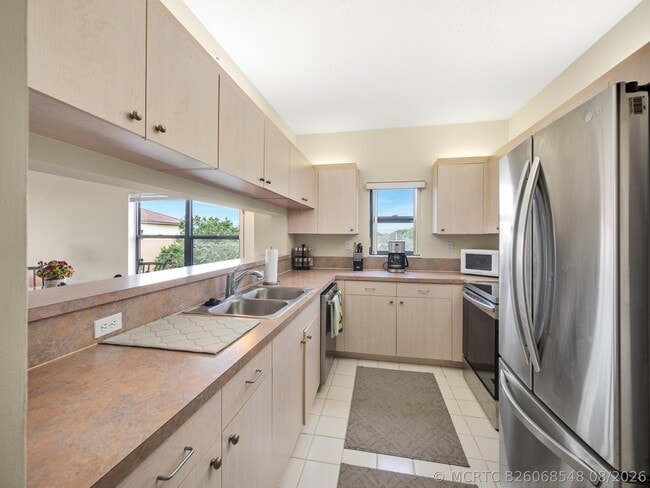 Photo - 200 Uno Lago Dr Unit 405