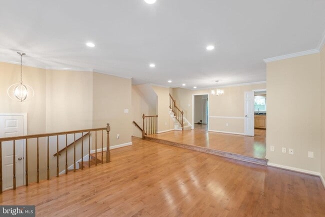 Photo - 6860 Williamsburg Pond Ct