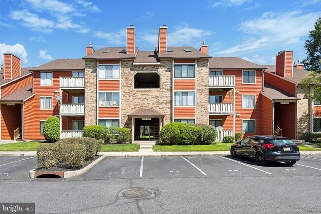 Photo - 2611B Auburn Ct Apartment