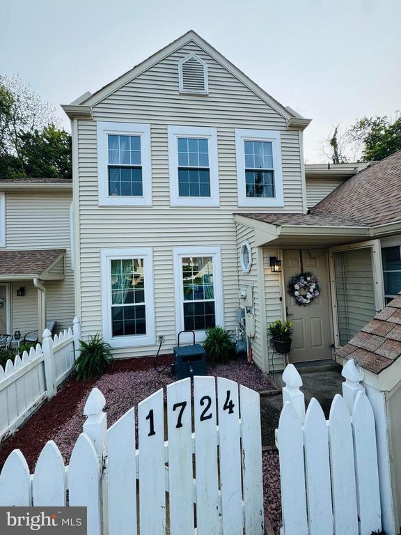 Photo - 1724 Balas Cir Townhome