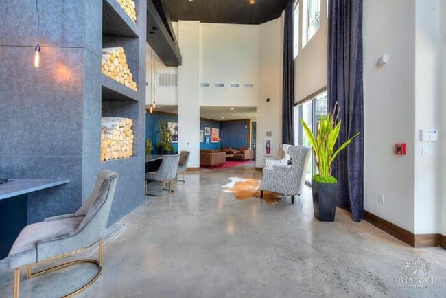 Photo - 1330 Park West Green Dr Unit b1