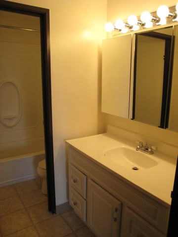 Royal Court Apartments