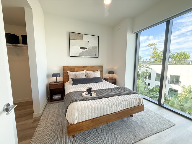 Photo - 50 NW 31st St Unit B12