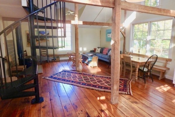 Photo - 45 Buttonwood Farm Rd