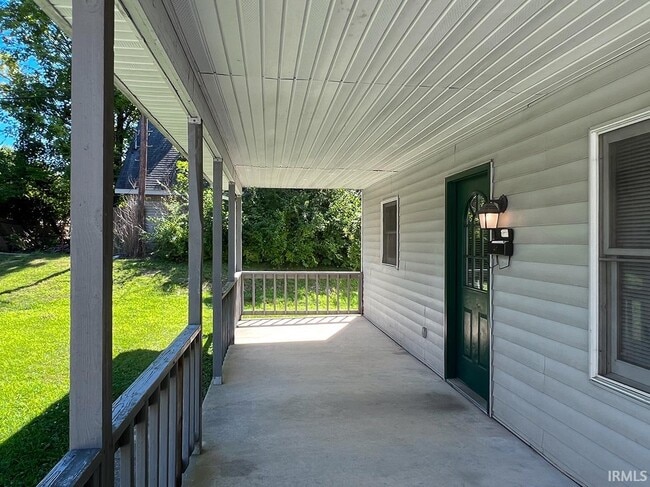 Photo - 2304 E 8th St