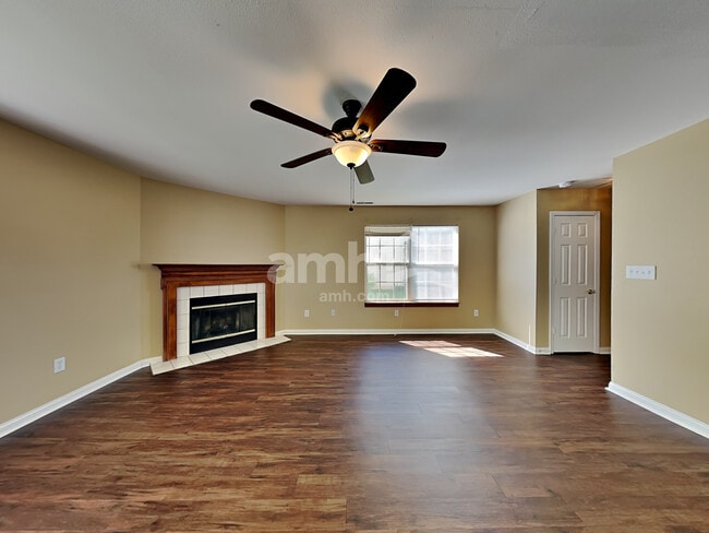 Photo - 977 Dorothy Dr