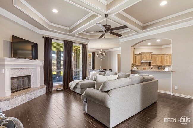Photo - 5009 Lantana Dr