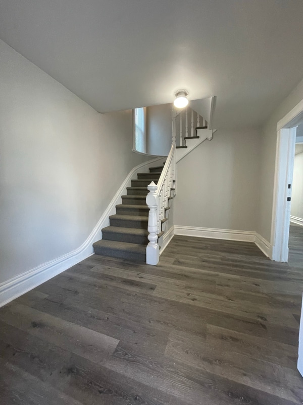 Photo - 65 Hudson Ave Apartamento Unidad / 1st Floor