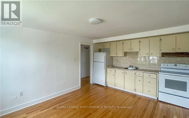 Photo - 110 Glynn Ave Unité 3