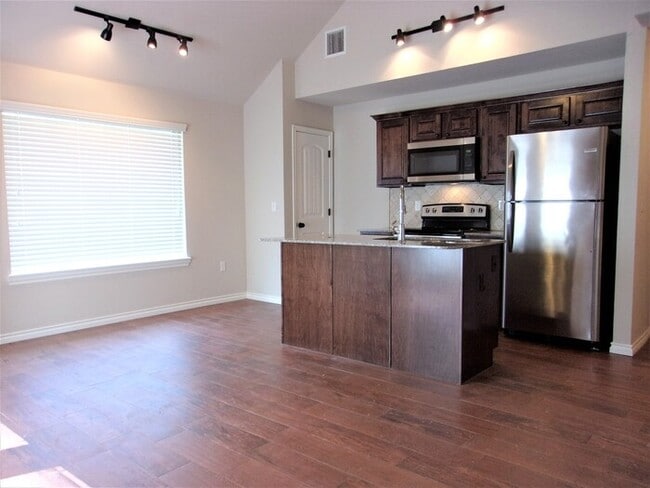 Photo - Creekside Townhomes 2 Bedroom