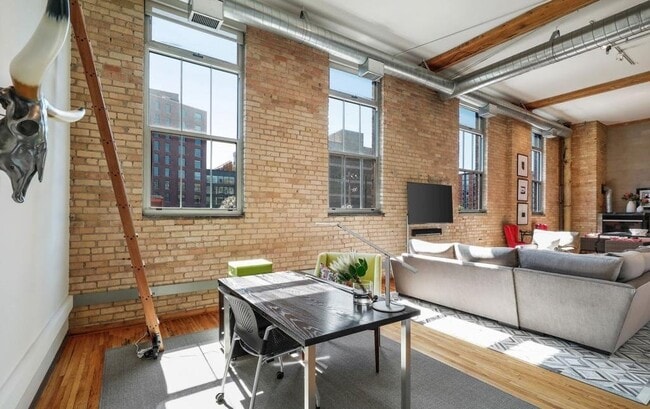 Photo - 801 N Washington Ave