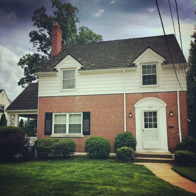 Photo - 5537 Clearview Ave House