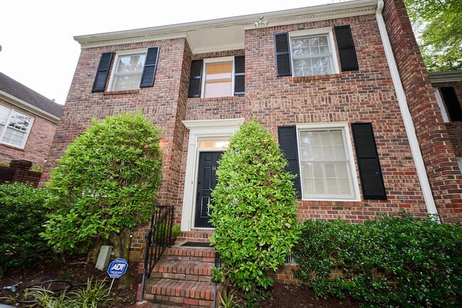 Photo - 14 Prescott Walk NE