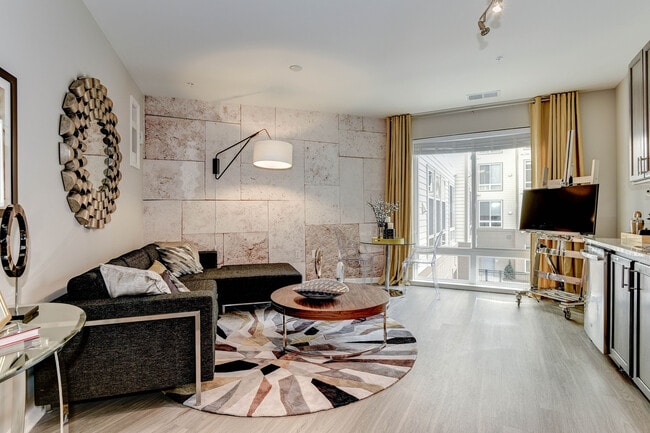 Photo - Ascend Apollo