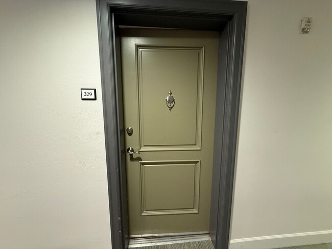 Photo - Cozy downtown condo