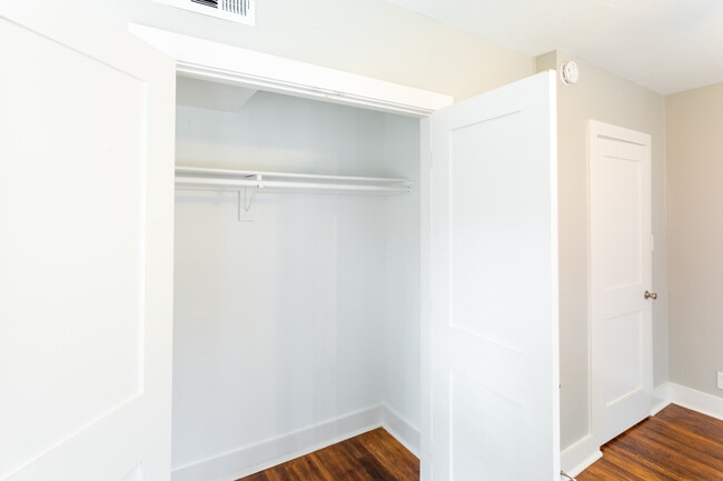 Photo - 4810 Live Oak St