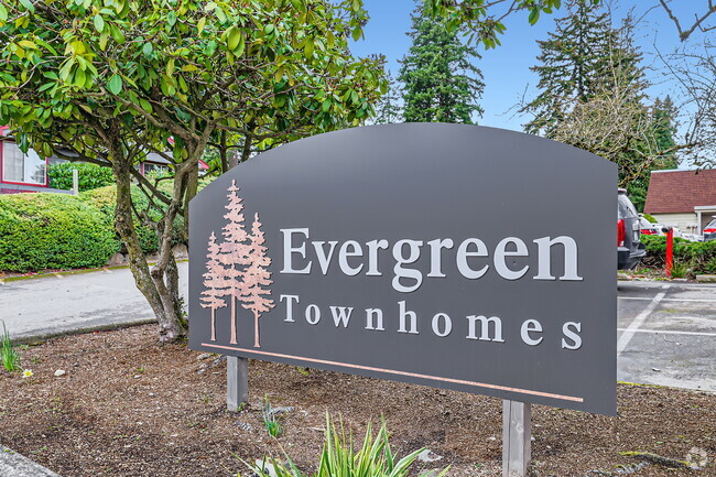 Building Photo - Evergreen Townhomes