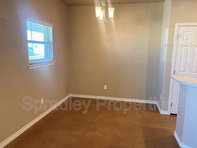 Photo - 1561 Vani Ct