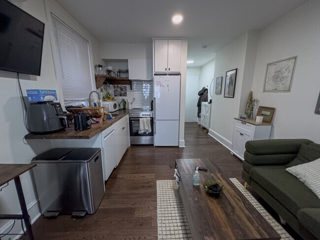 Photo - 1832-34 Callowhill St