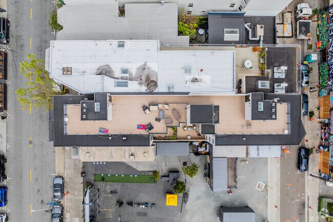 Photo - 350 Linden St