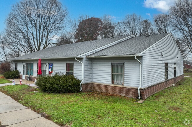 Photo - Drake Terrace III