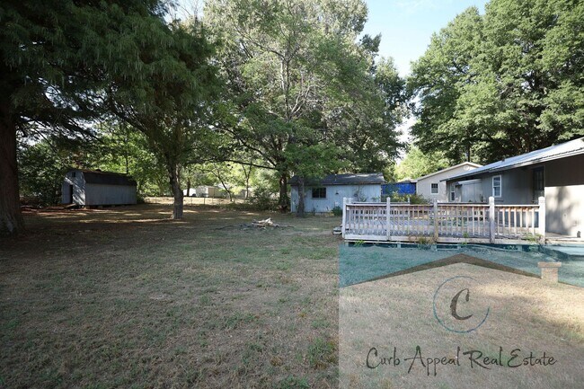 1405 Pratt Cir