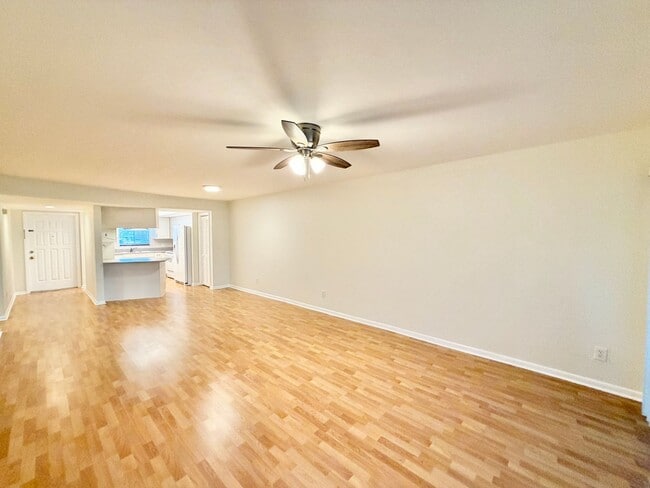 Photo - ** PALM RIVER ** 2 BED / 2 BATH - 1ST FLOOR - CONDO - NORTH NAPLES - ANNUAL RENTAL