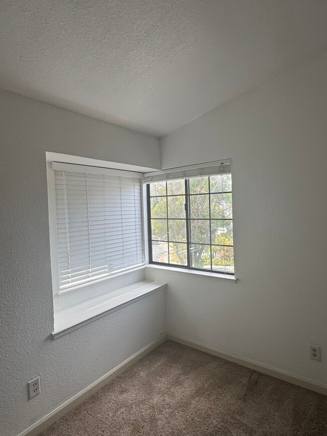 Photo - 600 Lighthouse Dr