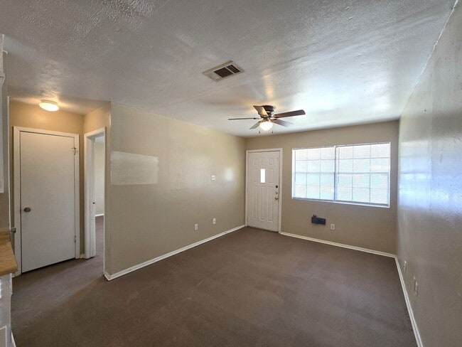 Photo - 606 Westview Cir Unit 606 Westview Cir  B