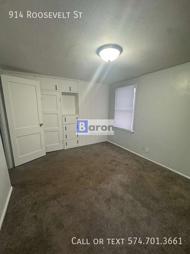 Photo - 914 Roosevelt St
