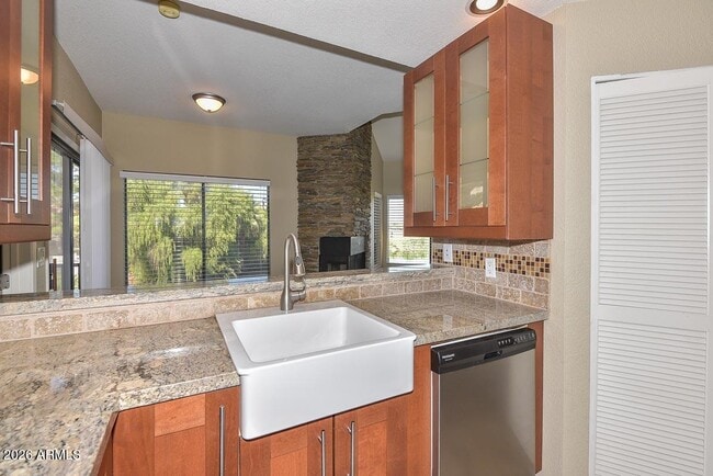 7101 W Beardsley Rd Unit 932